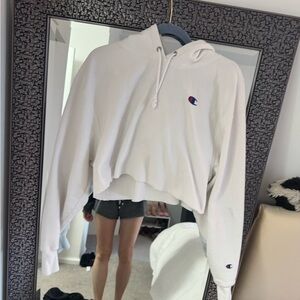 White cropped champion sweatshirt